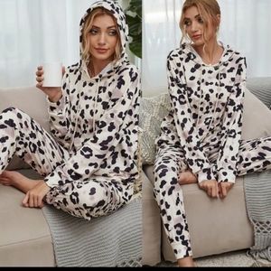 PLUS Leopard Print Hoody Lounge Set HI